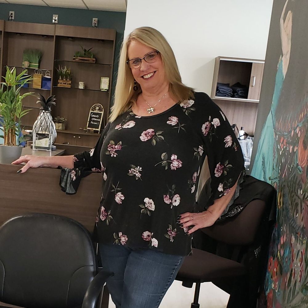 Meet your Posher, Sherry